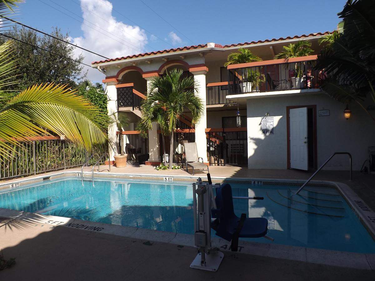Lake Side Lodge Lake Worth Beach Exterior photo